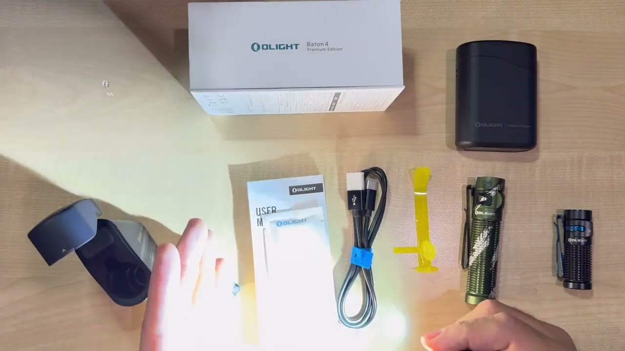 Baton 4 vs Baton 4 Premium