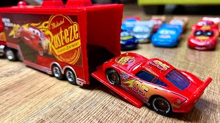 Looking for Lightning McQueen Cars: Lightning McQueen, Dinoco McQueen, Fabulous McQueen, Tow Mater