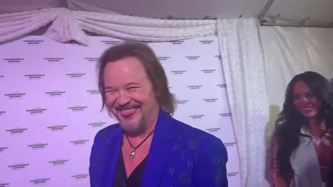Travis Tritt talks about the first time he performed at the Grand Ole Opry