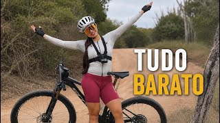 Pedalamos até um lugar onde tudo ainda é barato.