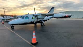 Mitsubishi MU-2 startup