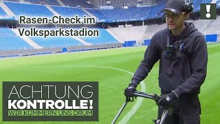 So entsteht das RasenMuster auf dem FUSSBALLFELD! ⚽ | Kabel Eins | Achtung Kontrolle