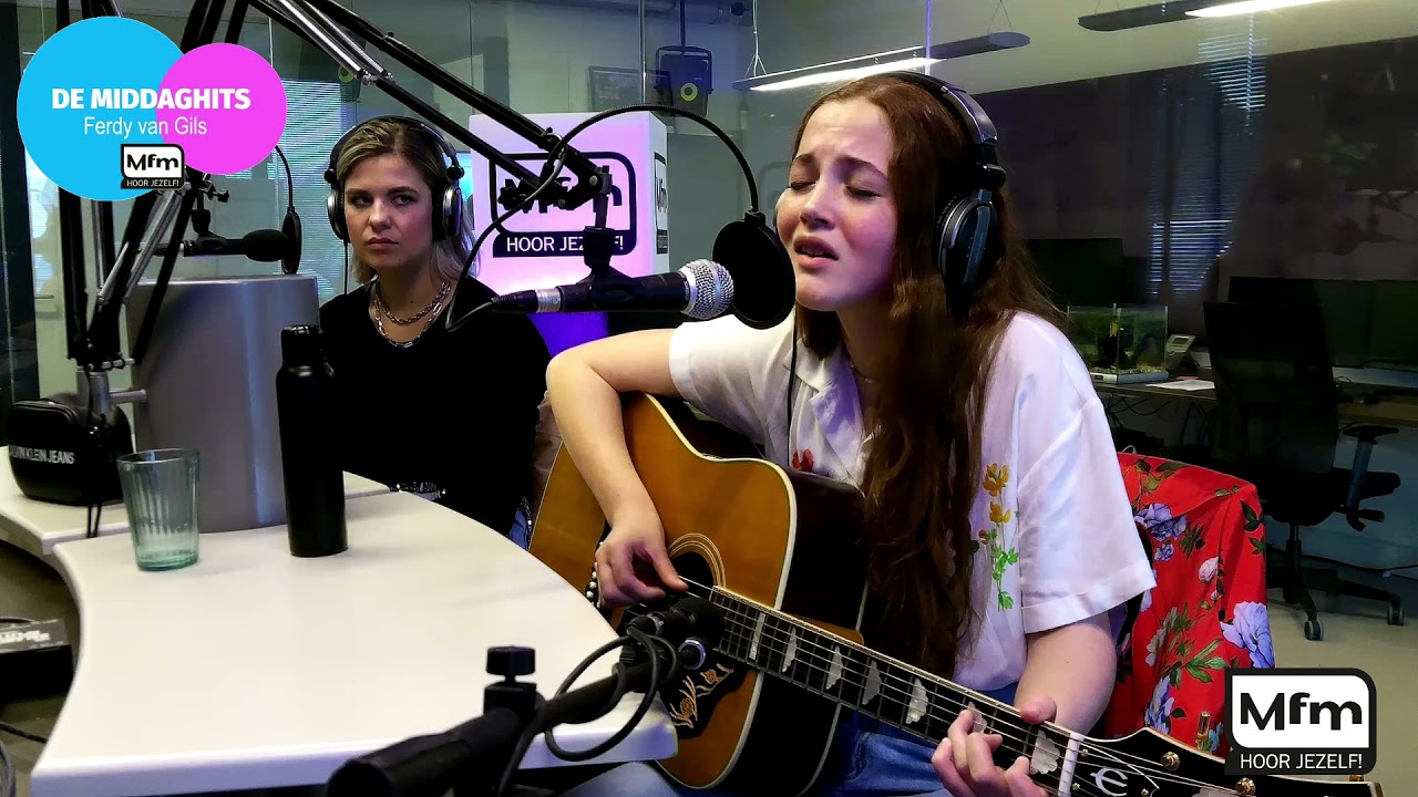 Faela Mayflower - September