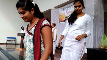 Mimicry of a leader.