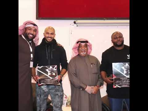 الكاتب حسين البلوشي