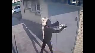 Дерзкое ограбление сельского магазина под Волгоградом