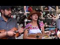 Tocando huapango a un lado del Zócalo de la Ciudad de México (Colectico Malagueña)