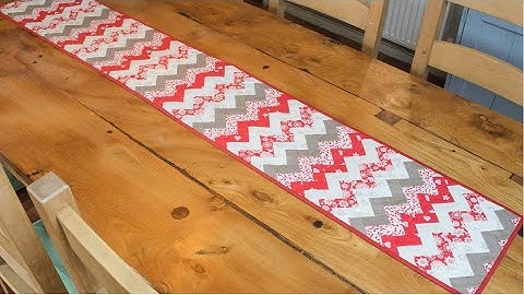 Zig Zag Table Runner with Anne Baxter (Taster Video)