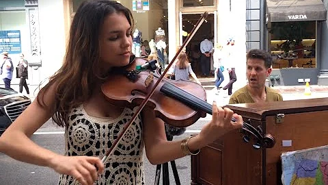 Spontaneous Street Piano and Violin Duet in New Yo...