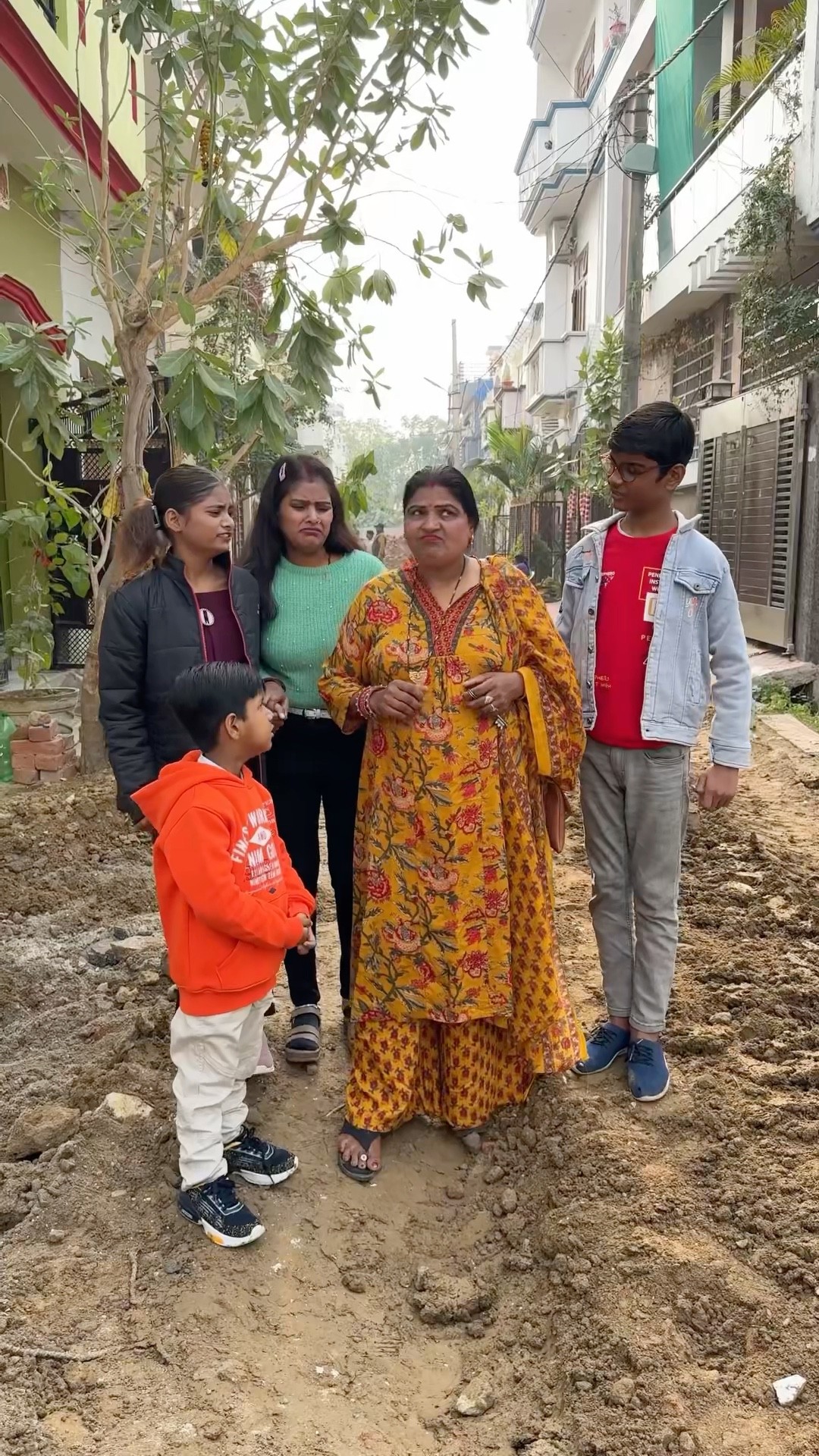 Dadi ne Hame bahut jaldi pahucha diya ?? #shorts #funny #comedy #ytshorts #funnyvideo #transition