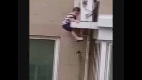 Man catches toddler falling from fifth floor in China