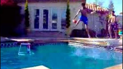 swimming pool basketball alleyoop