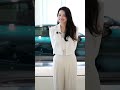 舒淇参观小米汽车工厂