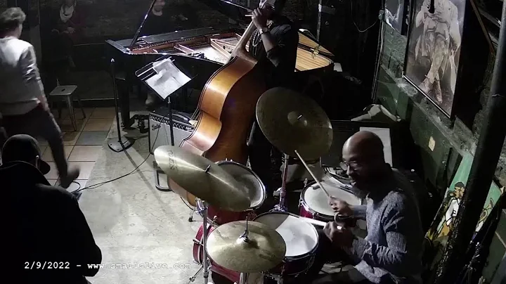 Mark Lewandowski Trio & Jam Session - Live at Smal...