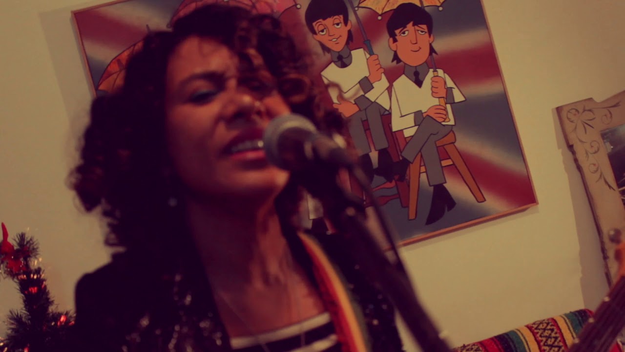 Sandra Small Sandra Small - Love Rules My Universe | Live Performance | BossRC30 ...