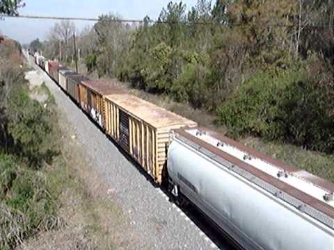 bnsf 5729 CSX Q647 slop freight