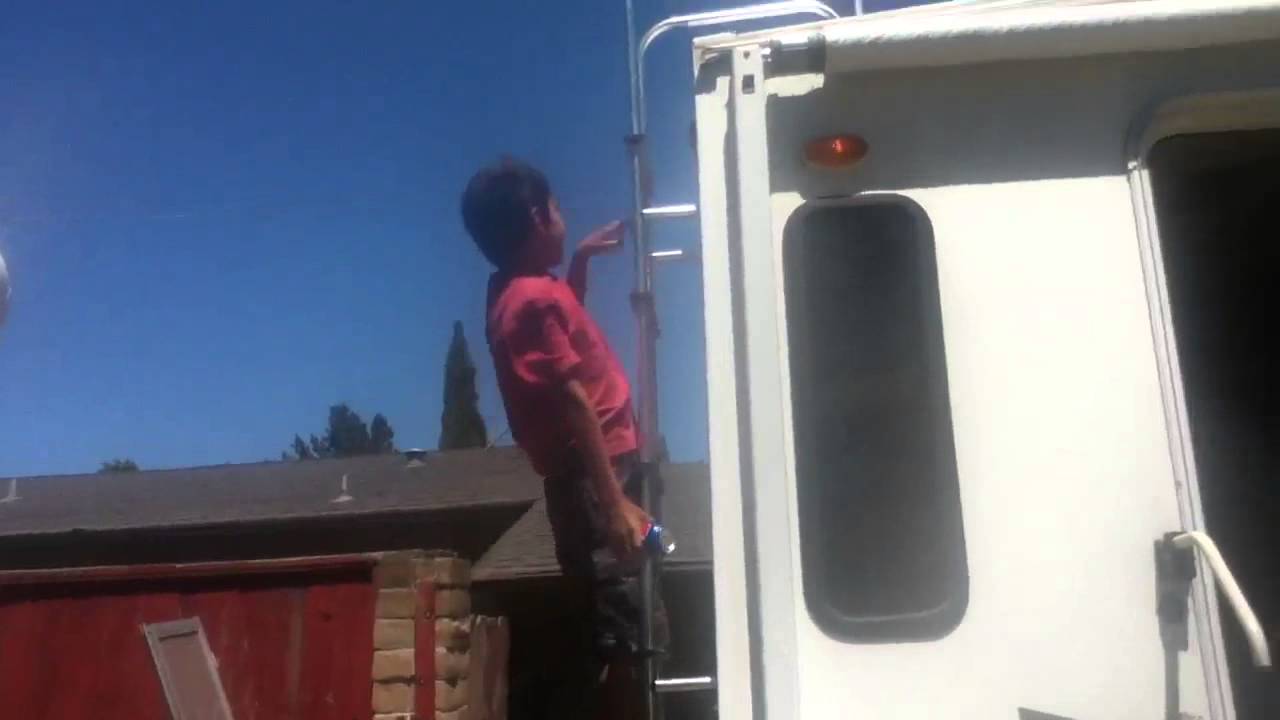 Exploding Pepsi Cans - YouTube