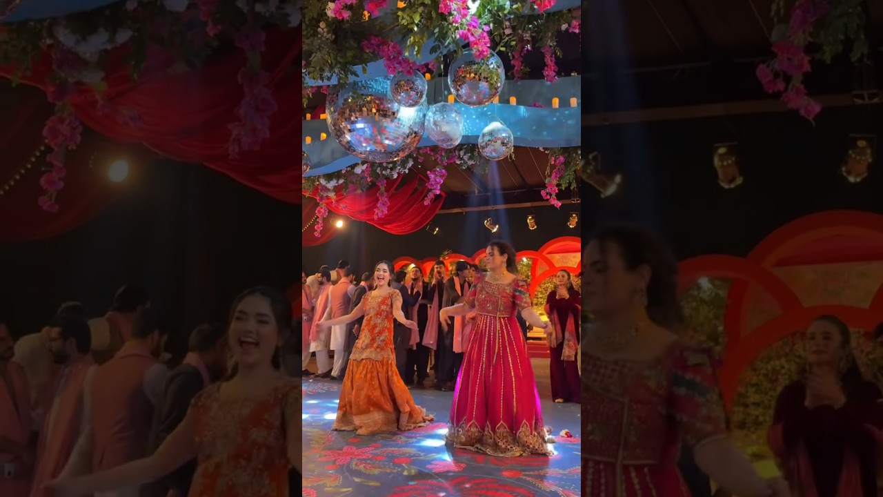 Bridesmaids wedding dance sparkle smiles & synchronized moves 💃✨