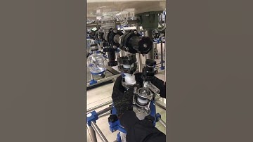 Glass reactor quick opening flange operation, Double layer glass reaction vessel supplier