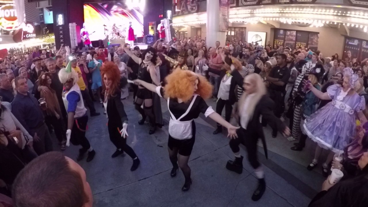 Las Vegas,The Time Warp, Fremont street. Halloween. YouTube