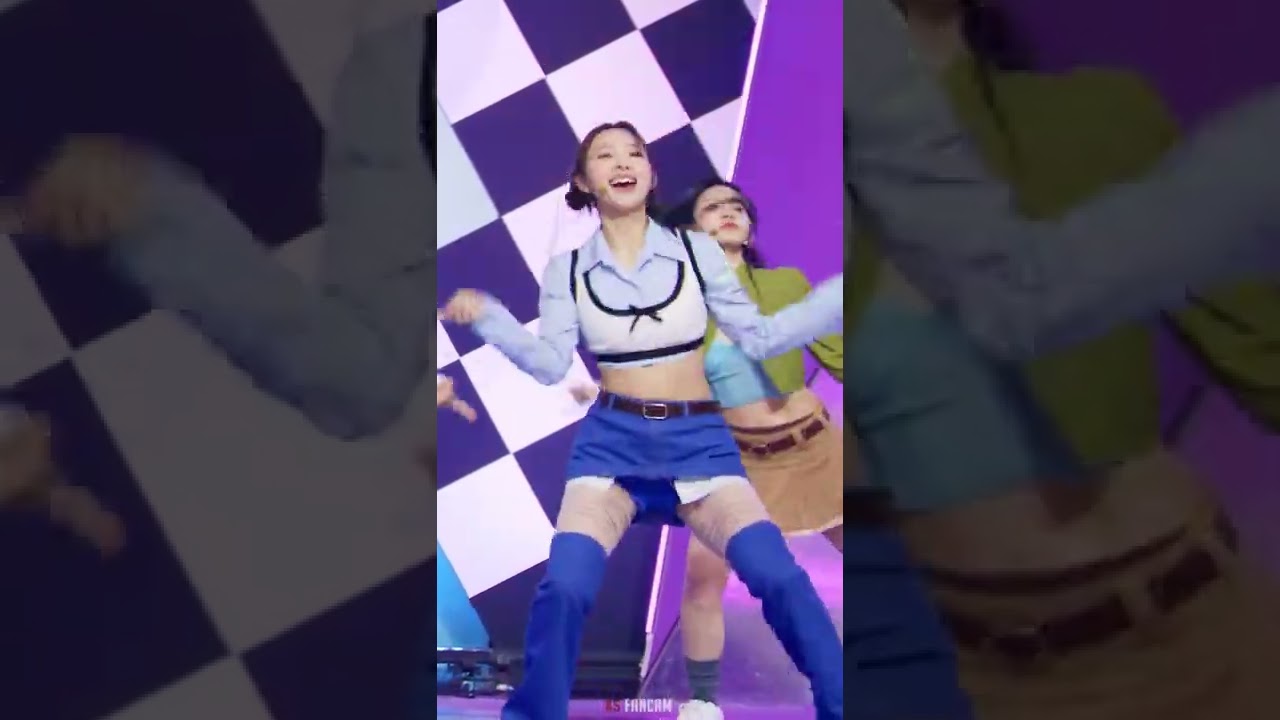 예능연구소] TWICE NAYEON - Talk that Talk(트와이스 나연 - 톡댓톡) FanCam, Show!  MusicCore