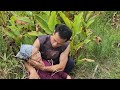 Trieu Khang helped an old woman who had an accident on the road.