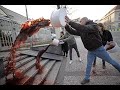 Посольство Росії у Празі облили штучною кров’ю та планують ще