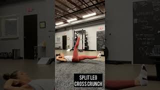 Split Leg Cross Crunch