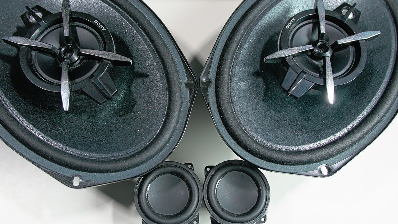 I Wire Speakers Out of Phase? (Looks like it) - YouTube