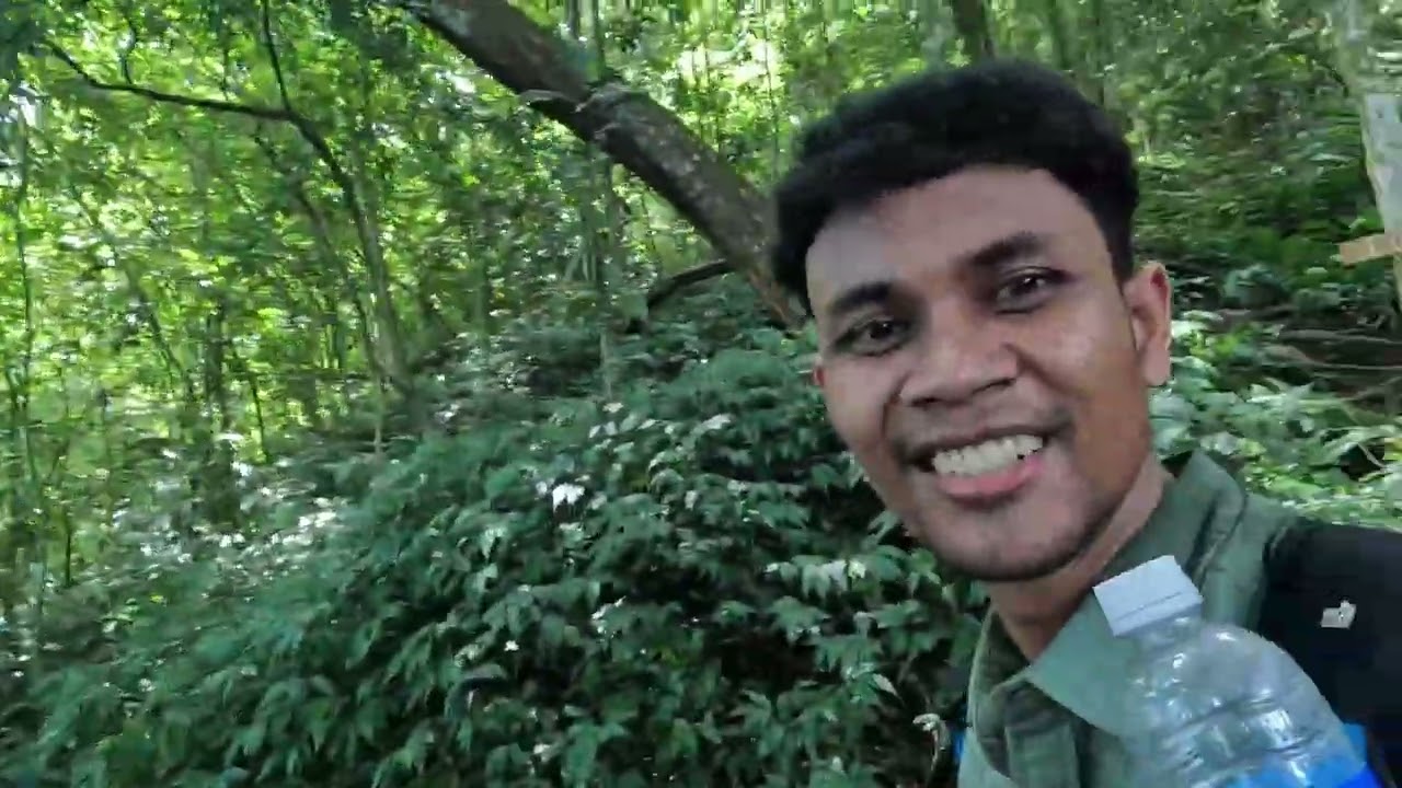 Solo Hiking Gunung Parang | Pesona Keindahan Purwakarta ASMR