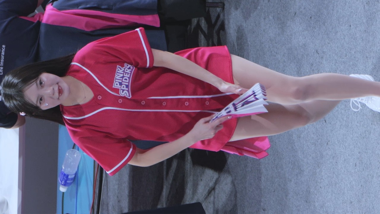유진경 치어리더 251231 직캠1 응원 여자배구 흥국생명 (Yu Jinkyung Cheerleader 251231 Fancam1 Cheering Heungkuk)