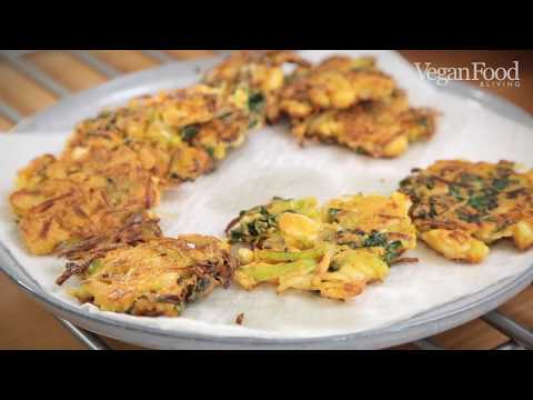 Vegan cauliflower, leek & kale fritters