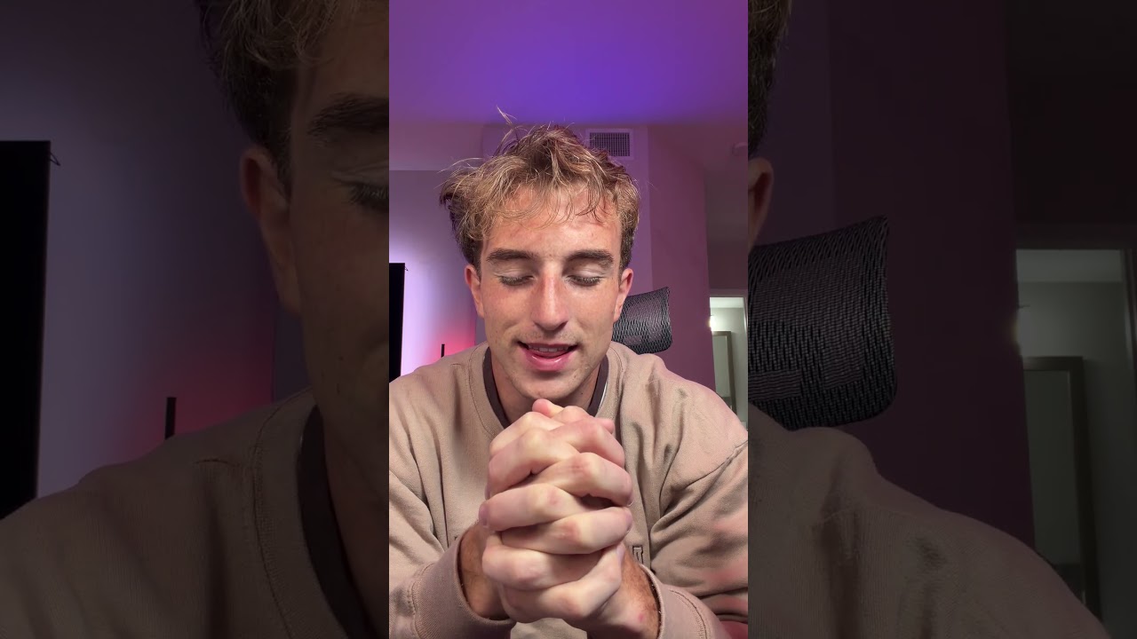 Молитва за всех моих поклонников… люблю вас всех, ребята, искренне ❤️