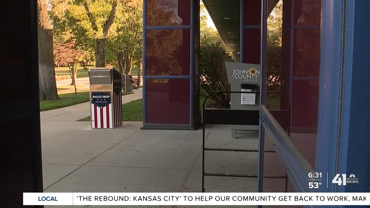 Advance voting starts on Saturday in Johnson County