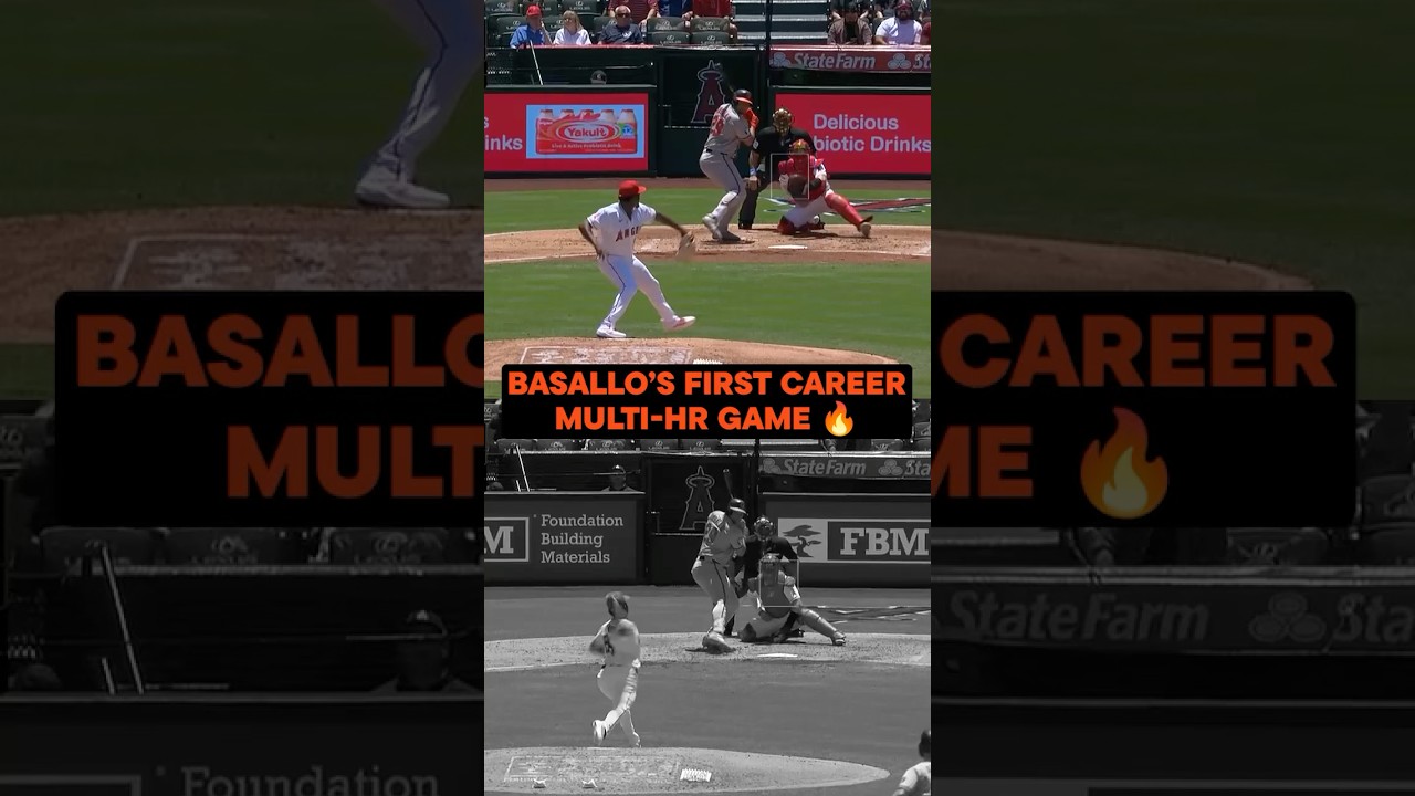 The Basallo bat is hot 😤