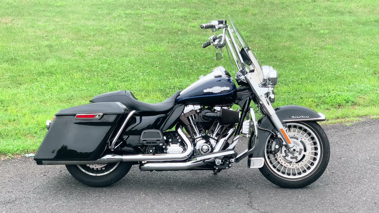 2011 Harley-Davidson® Road King® FLHR Peace Officer Shrine w