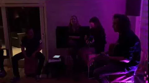 Huiskamerconcert Suzanne en Linda o.b.v. Dion vd S...