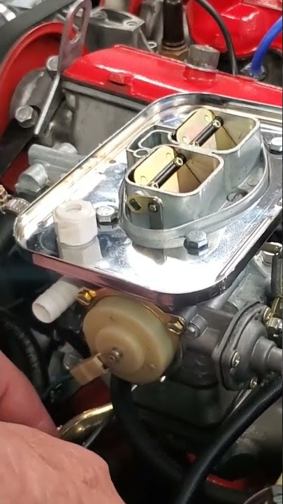 Adjusting the idle mixture screw on a 1979 Fiat Spider 124
