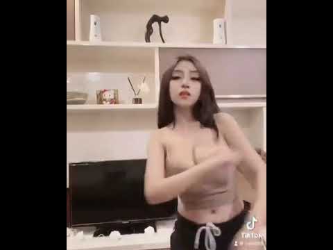 Velorina Elsatya Cewek Hot #model #tiktok