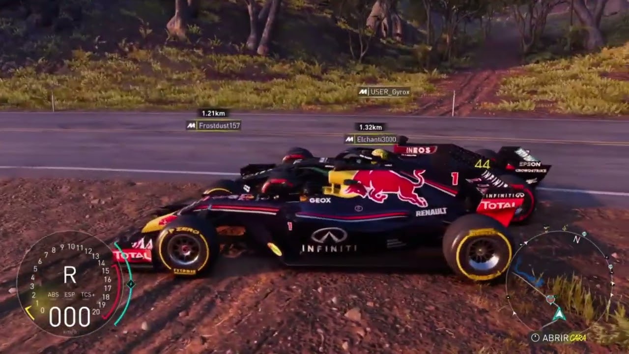 Red Bull vs Mercedes AMG Petroneas F1 Street Illegal Racing (The Crew Motorfest)