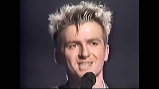 Crowded House - Don´t Dream It´s Over - live Solid Gold (Retouched)