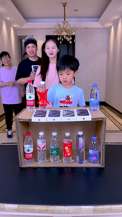 Blind Box Matching Mineral Water, Who Can Succeed? #Funnyfamily #Partygames