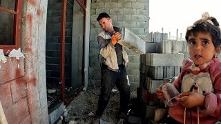 ❤️👩‍🍳 Pia and Ariana's love | Cooking alongside building plumbing!