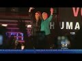 Jennifer Lopez canta bajo la lluvia por Hillary Clinton