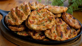 Easy and delicious chicken kofta kebab recipe without an oven with a delicious homemade sauce!