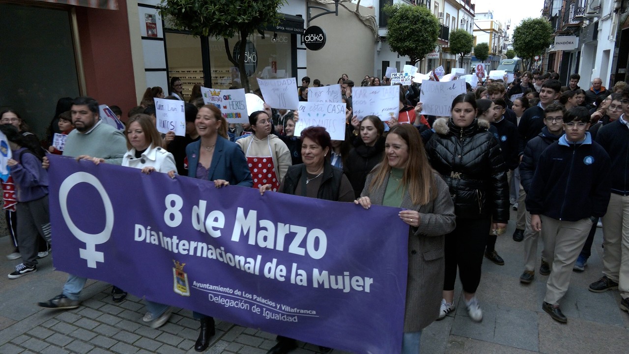 Lectura del Manifiesto por el 8M y marcha por la Igualdad