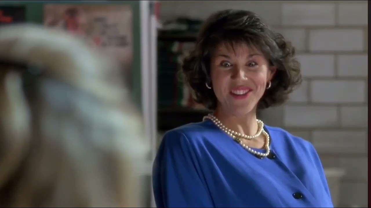 Pregnant Belly Expansion - Meet the Applegates