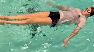 S4 Swim School - Sculling On Back Instructor Demo
