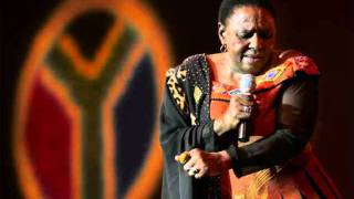 Video thumbnail of "Miriam Makeba - Pata pata"