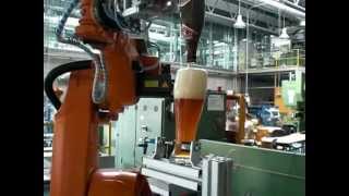 Der Meckatzer Weizenbier-Schankroboter